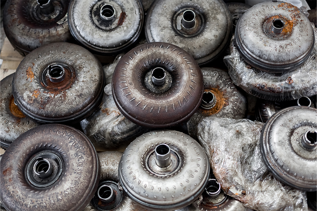 Pallet Rusted Torque Converter